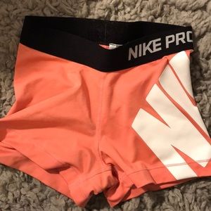 nike pros 3”